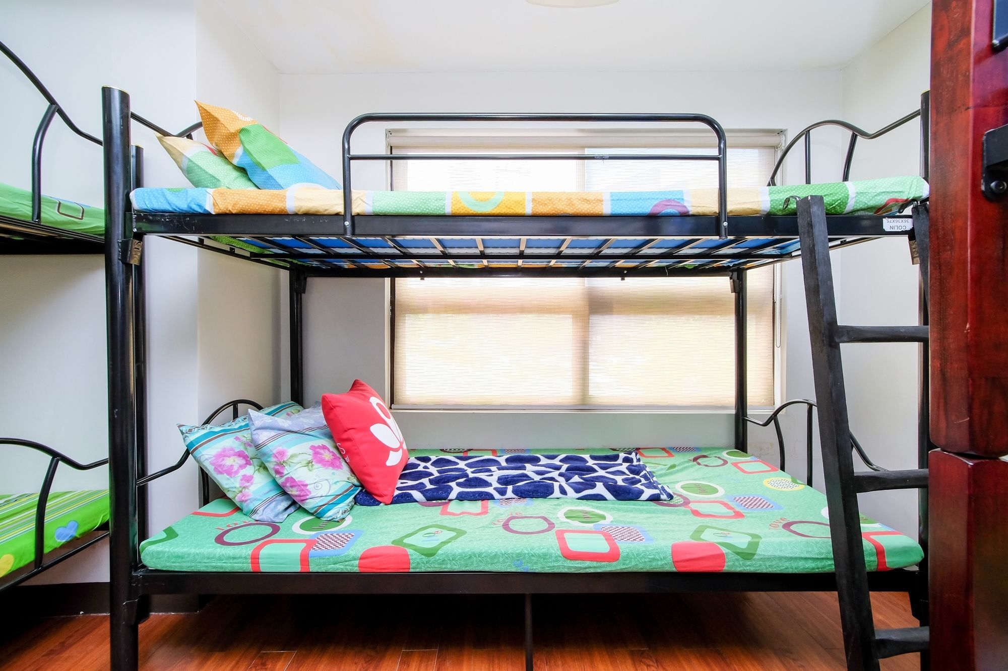 Zen Hostel Quirino Ave. Malate Manila Luaran gambar