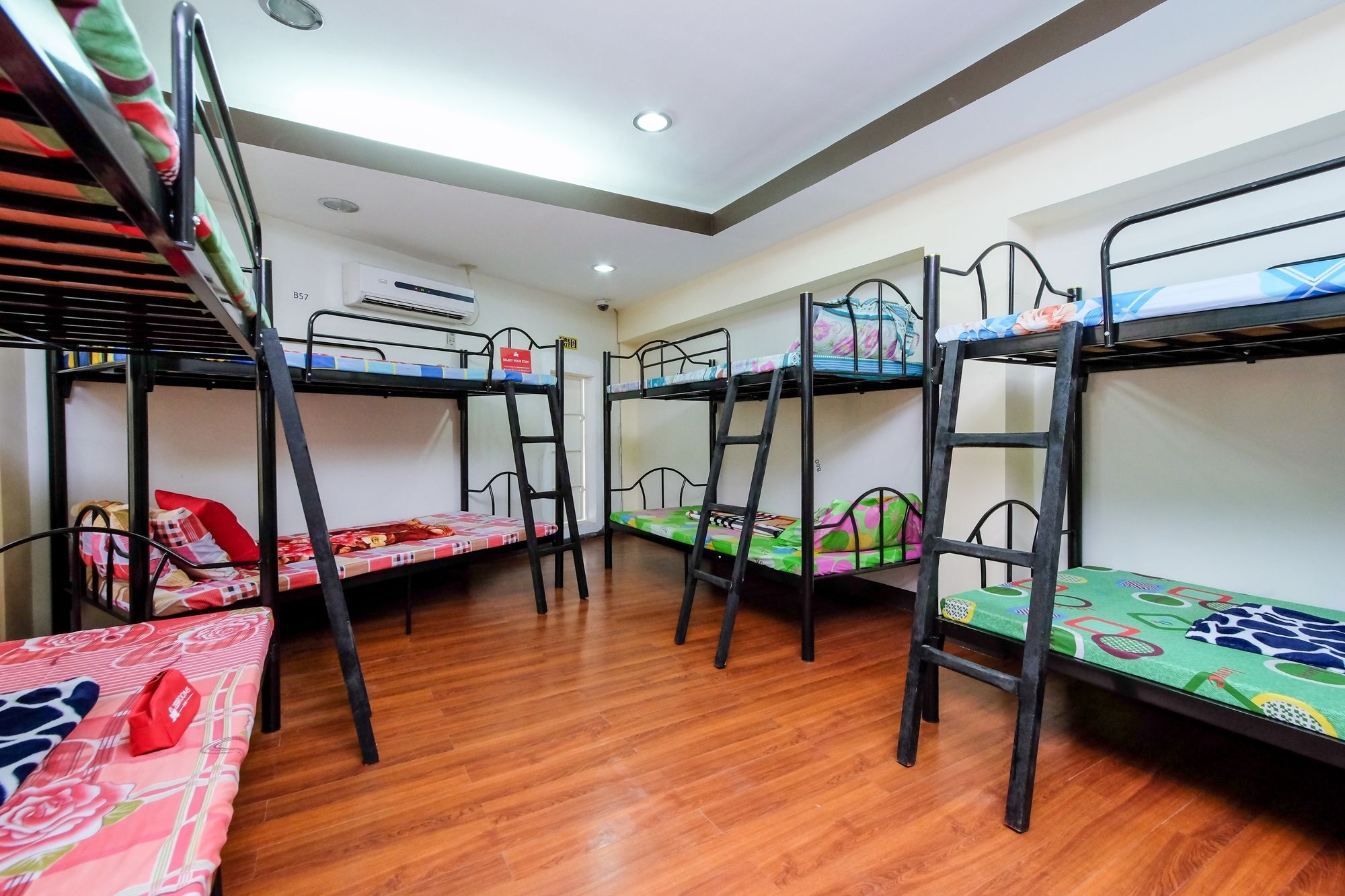 Zen Hostel Quirino Ave. Malate Manila Luaran gambar